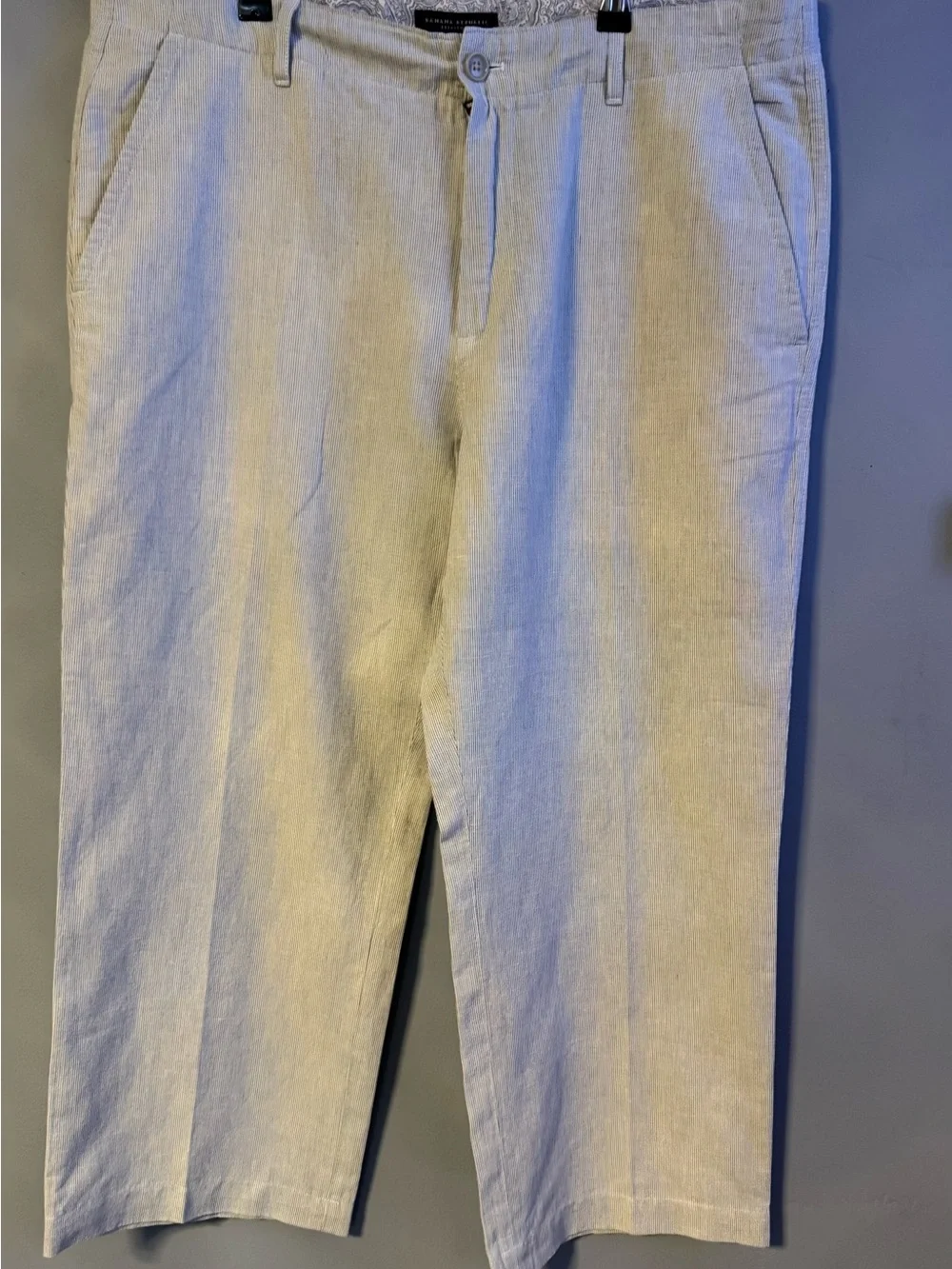 Banana Republic Men’s Light Gray Chino Pants Size W36